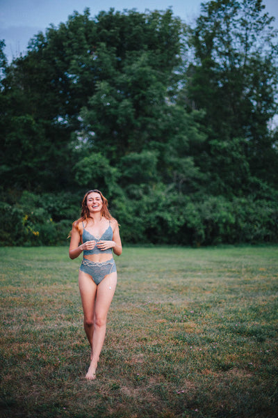 Echo High Rise Lace Thong (multiple colors)